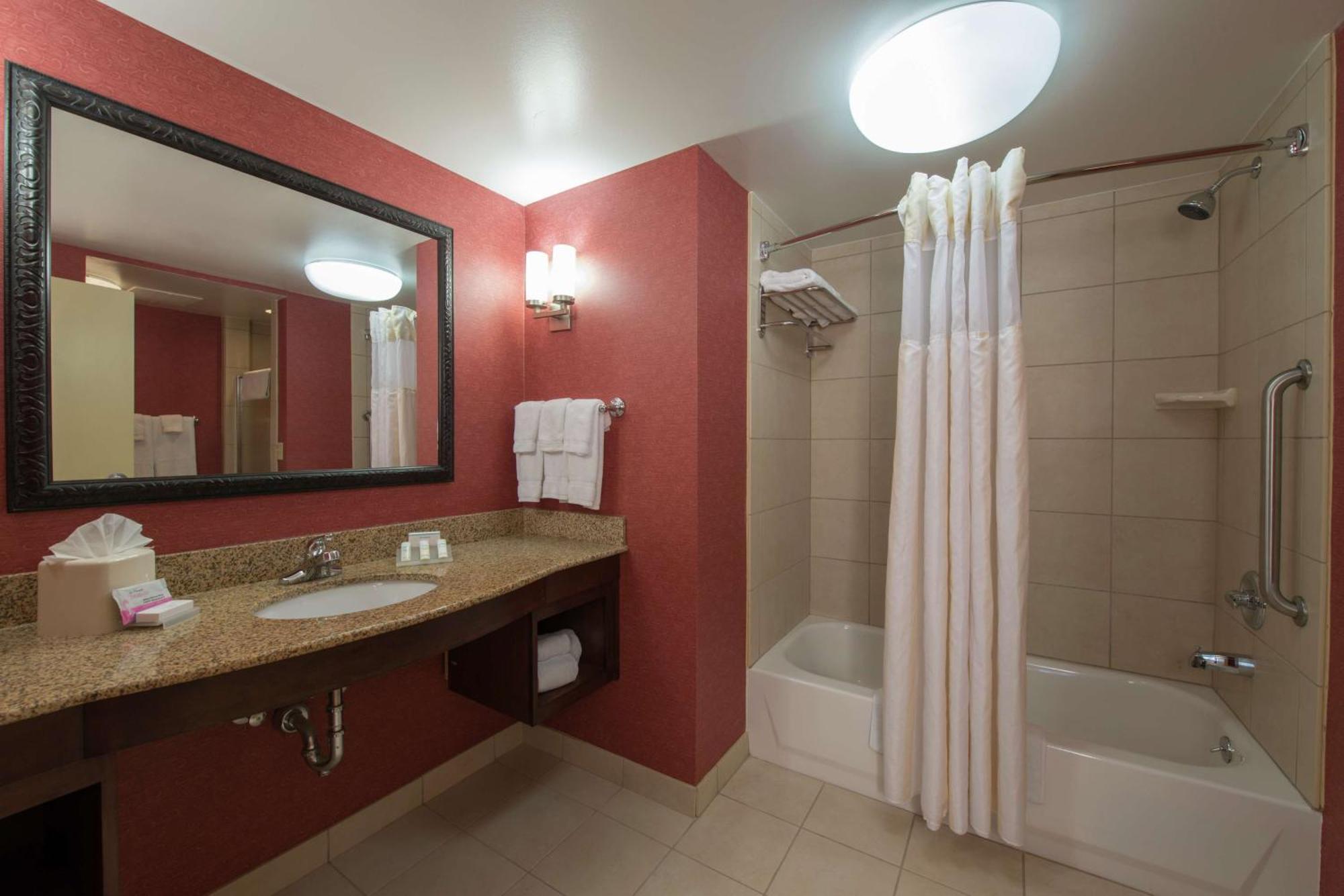 Hilton Garden Inn Tupelo Eksteriør bilde